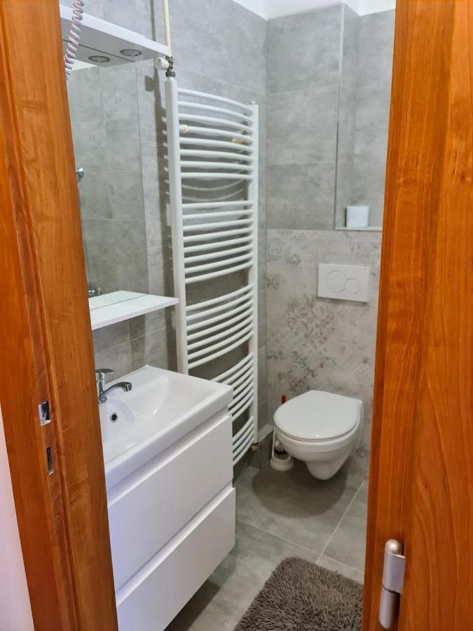 Hotel Koruna Rožnov pod Radhoštěm Kültér fotó