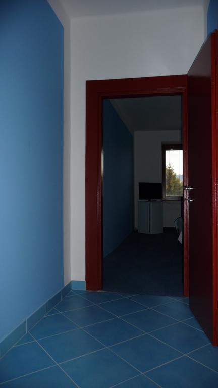Hotel Koruna Rožnov pod Radhoštěm Kültér fotó