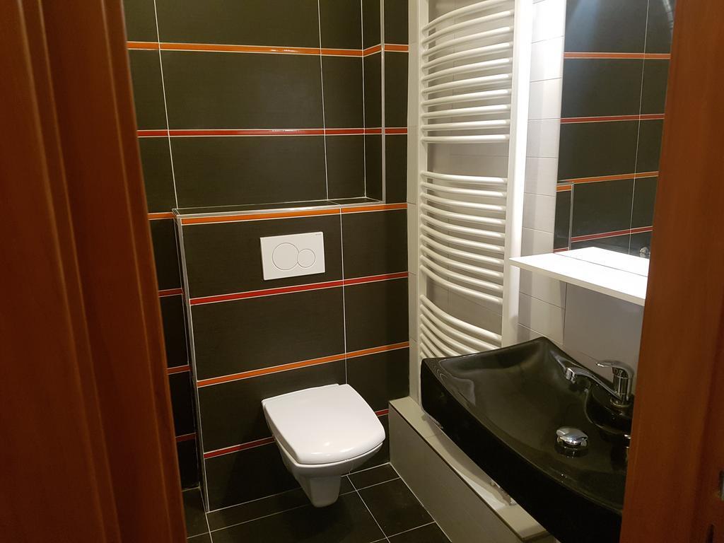 Hotel Koruna Rožnov pod Radhoštěm Kültér fotó